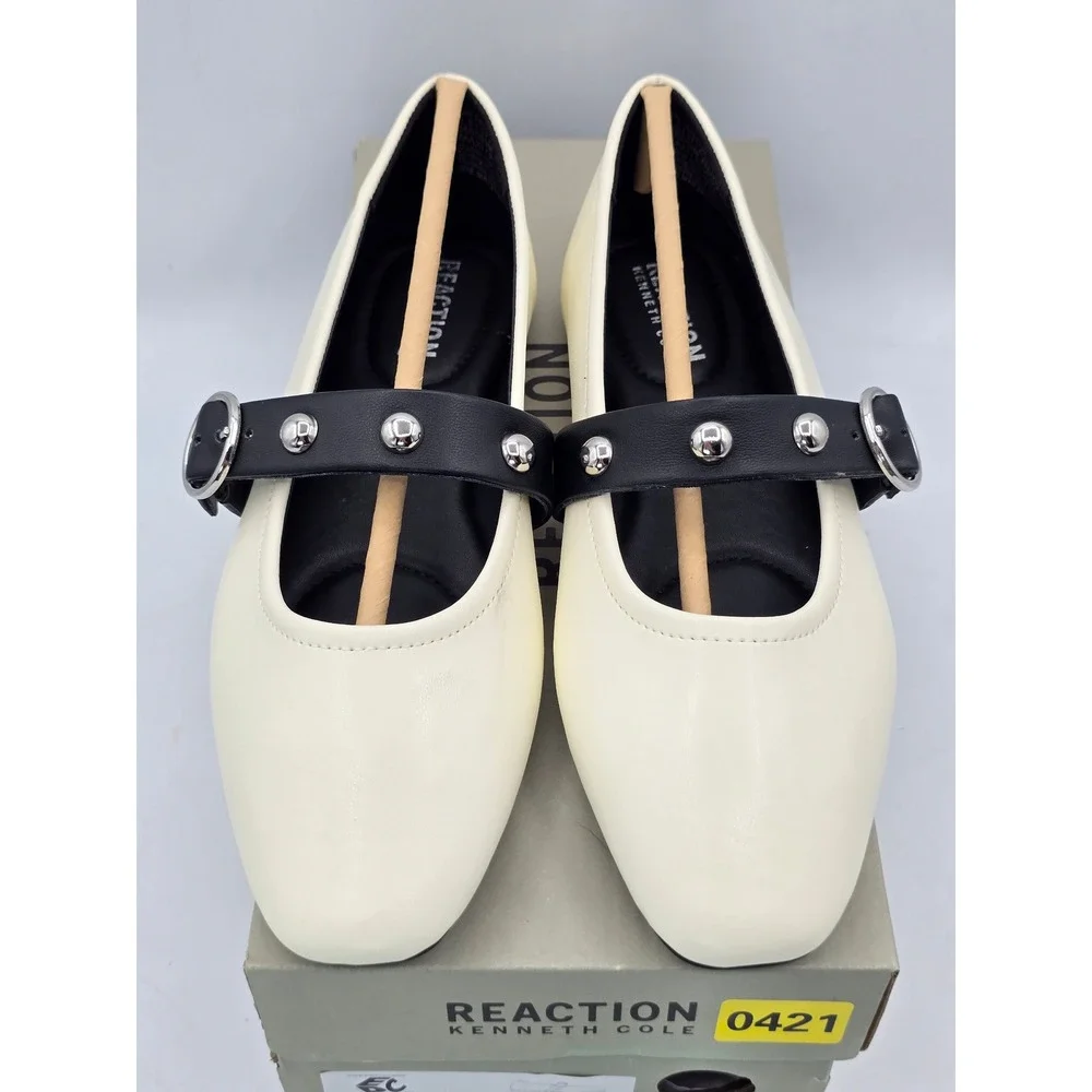 Kenneth Cole Reaction Maxi Flats Womens 6.5 Ecru Black Studded Mary Jane - New